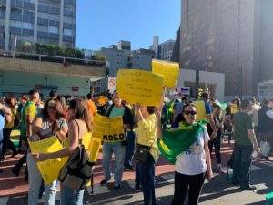 Cidades no exterior também registraram atos pró governo Bolsonaro no domingo